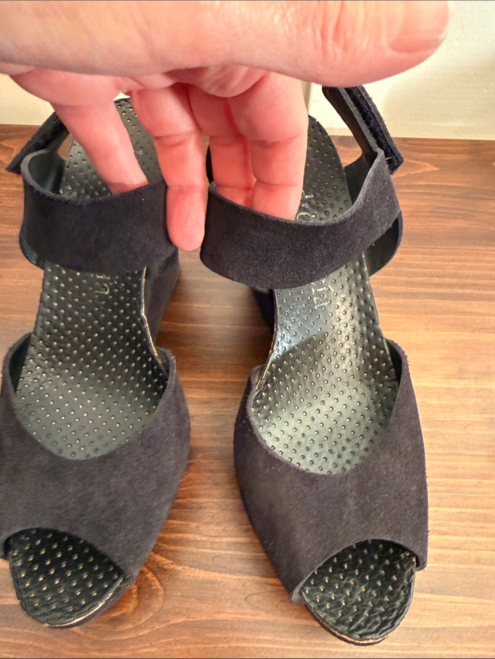 Pedro Garcia black Suede Platform Wedge Sandals Peep Toe Hook Loop EU 41 - Picture 10 of 16